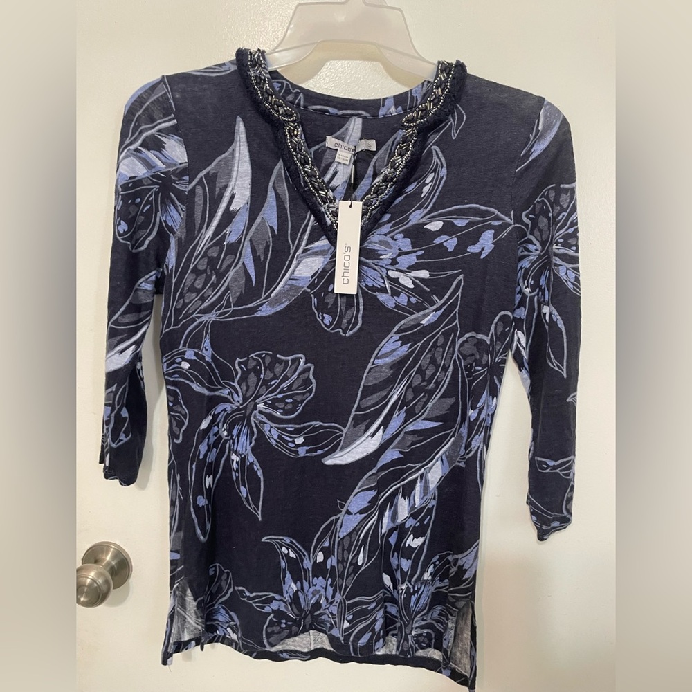 Chico’s 100% Linen 1/4 Sleeve Floral Classic Navy Tunic Blouse Faux fur beaded